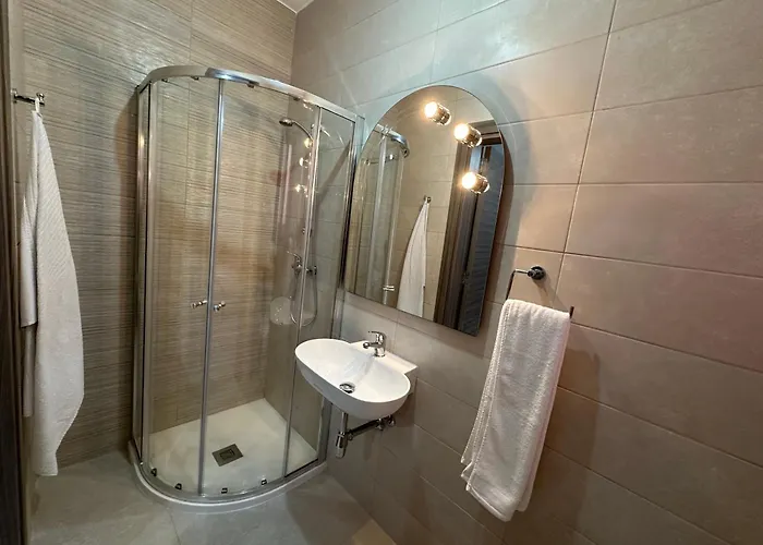 Sunspended * Is-Swieqi