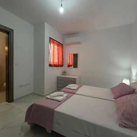 Apartment Sunspended Is-Swieqi